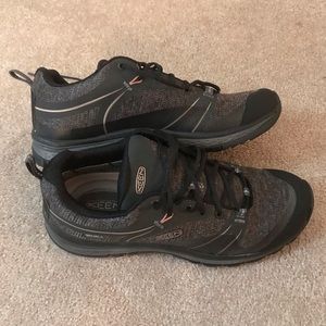 Keen waterproof sneakers